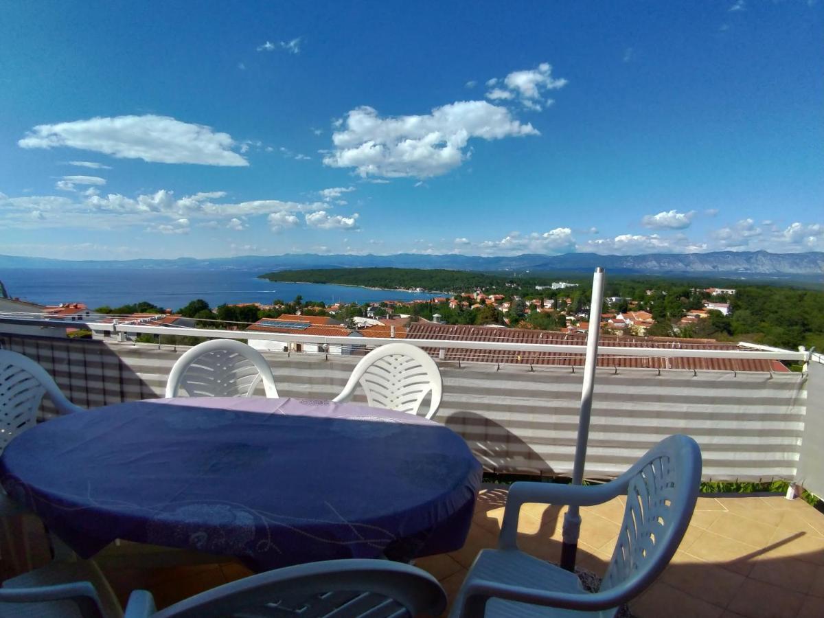 Apartment Njivice 15904B 外观 照片